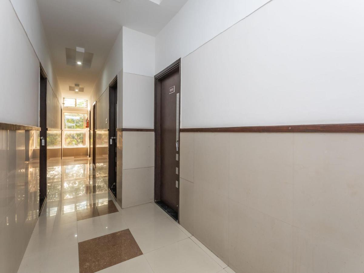 אגרה Oyo 72937 Hotel Tyagraj מראה חיצוני תמונה